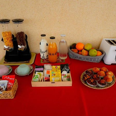 La Casa De Mima Acomodação com café da manhã Cubelles Exterior foto