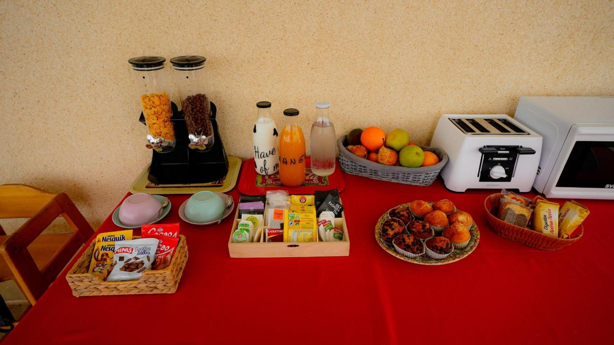 La Casa De Mima Acomodação com café da manhã Cubelles Exterior foto